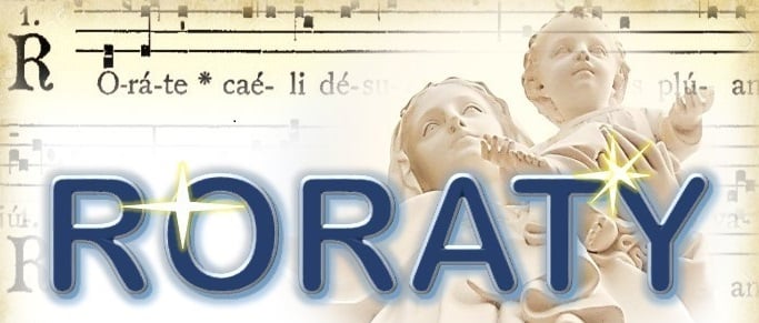 napis roraty na tle nut